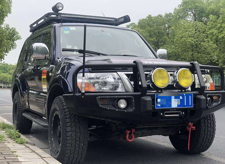 Mitsubishi Pajero V73 Triple-loop Bullbar