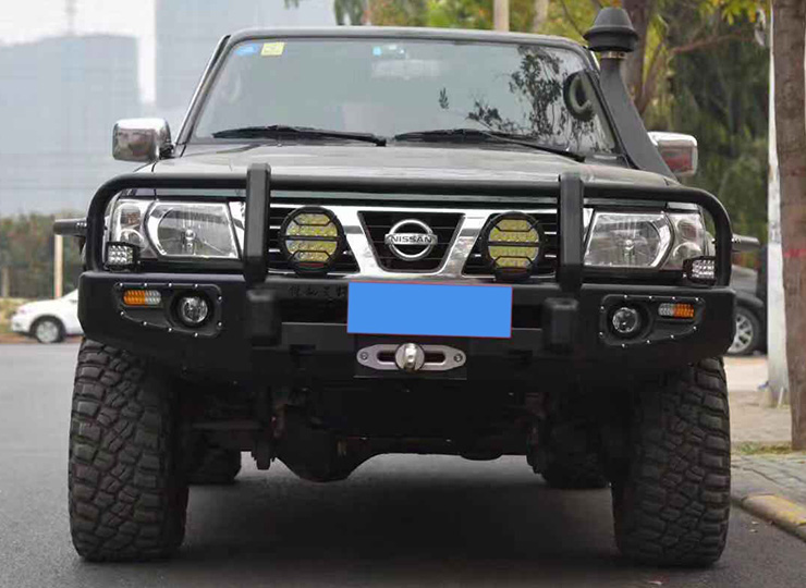 98-04 Nissan Patrol Y61 Triple-loop Bullbar