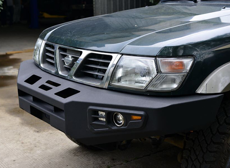 98-04 Nissan Patrol Y61 Bullbar without Loop