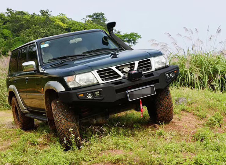 98-04 Nissan Patrol Y61 Bullbar without Loop